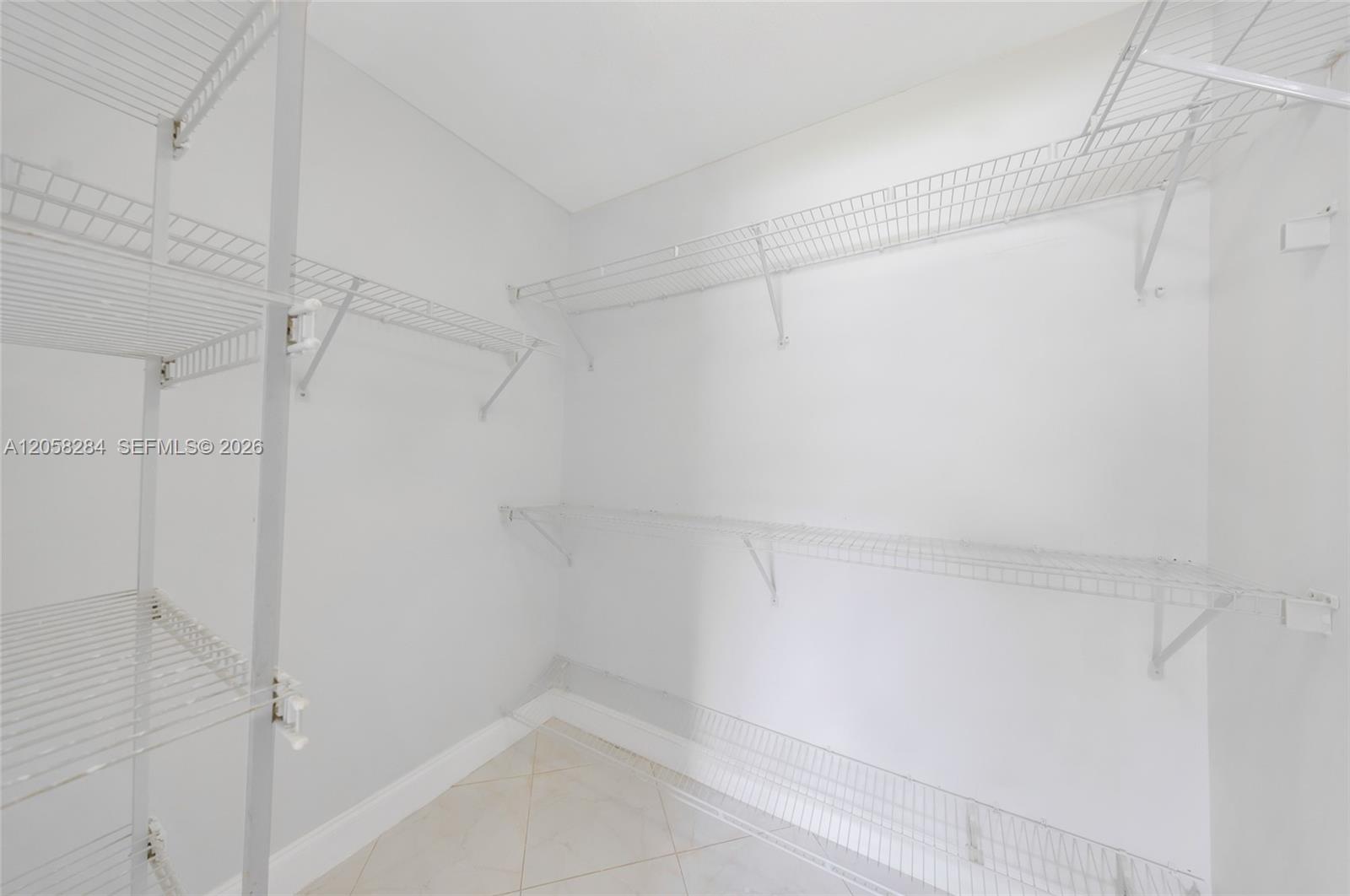 15011 Ashland Circle 19 Property Photo 25