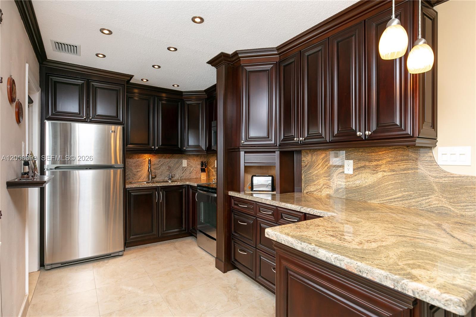 3135 S Ocean Drive 227 Property Photo 1