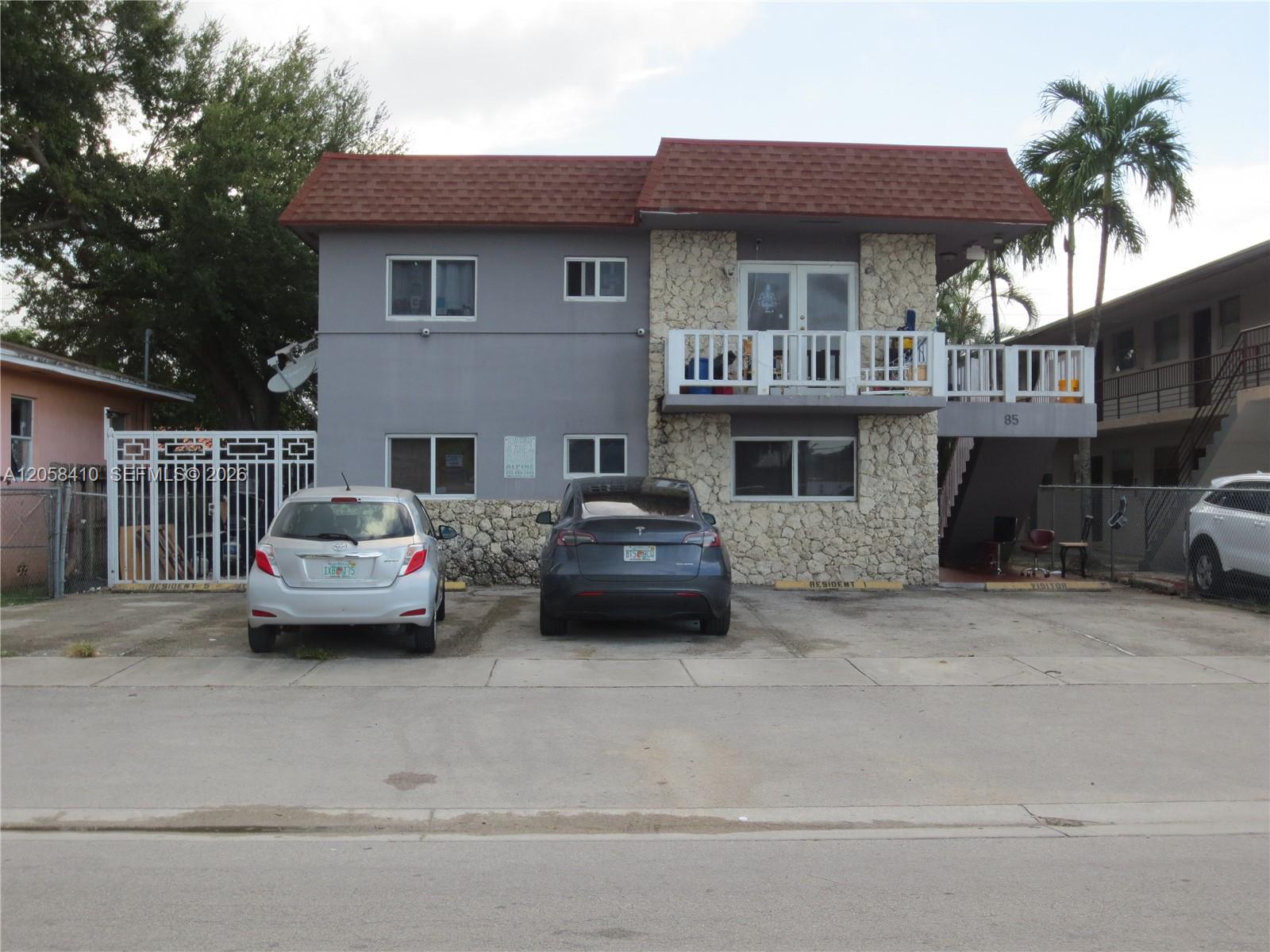 85 W 28th Street Property Photo 1