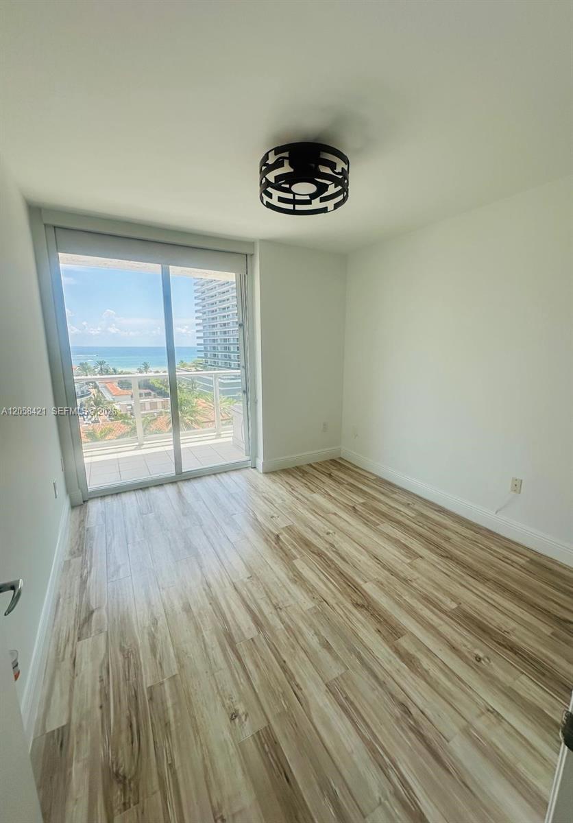 A12058421 Property Photo 24