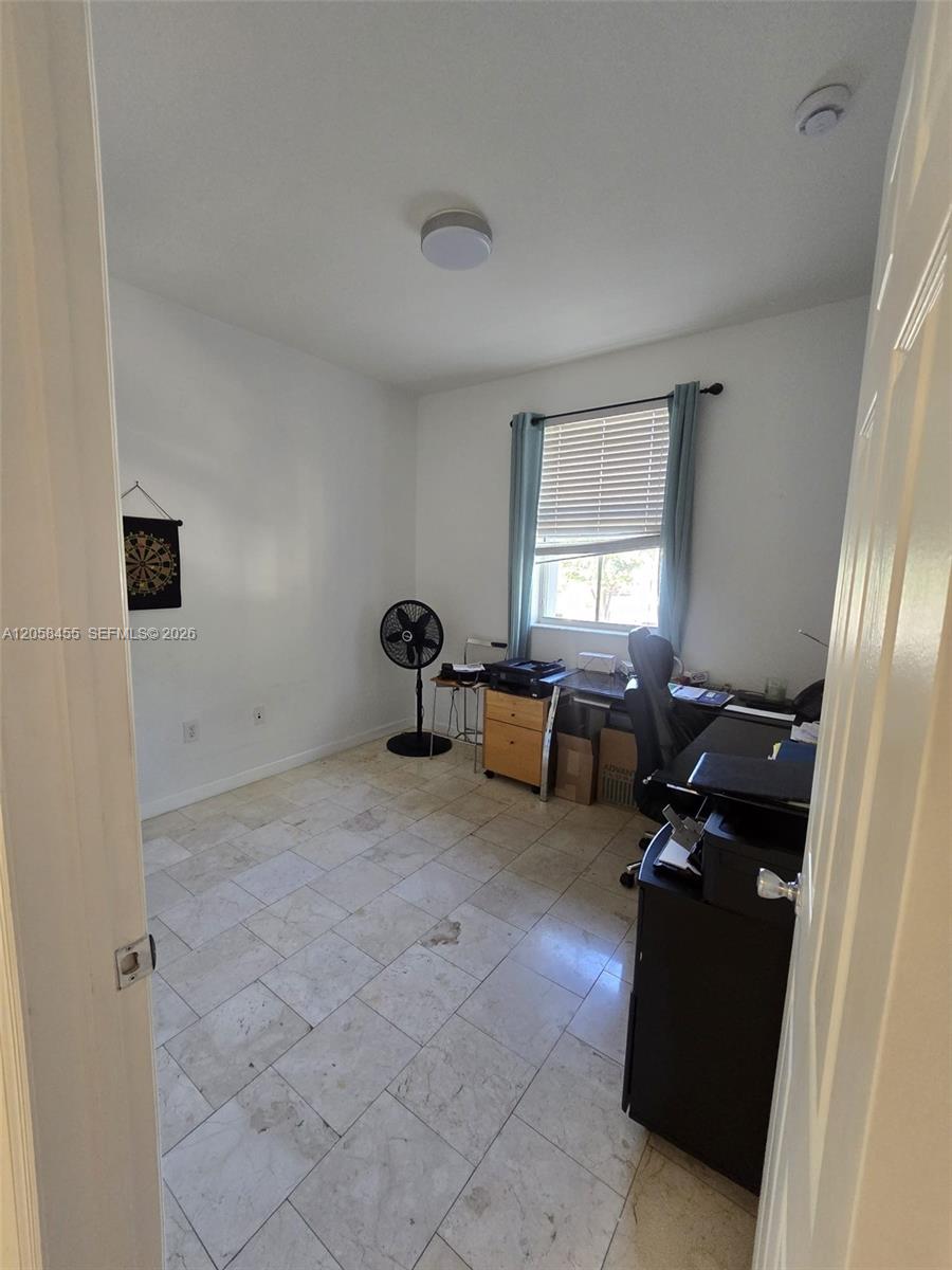 7950 Nw 108th Place Property Photo 3