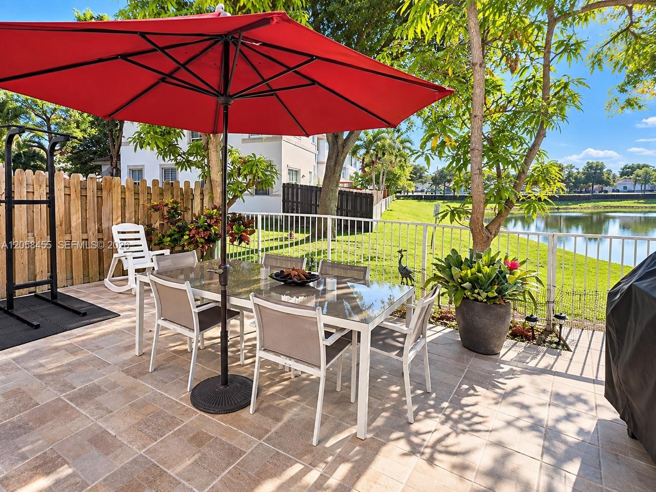 7950 Nw 108th Place Property Photo 15