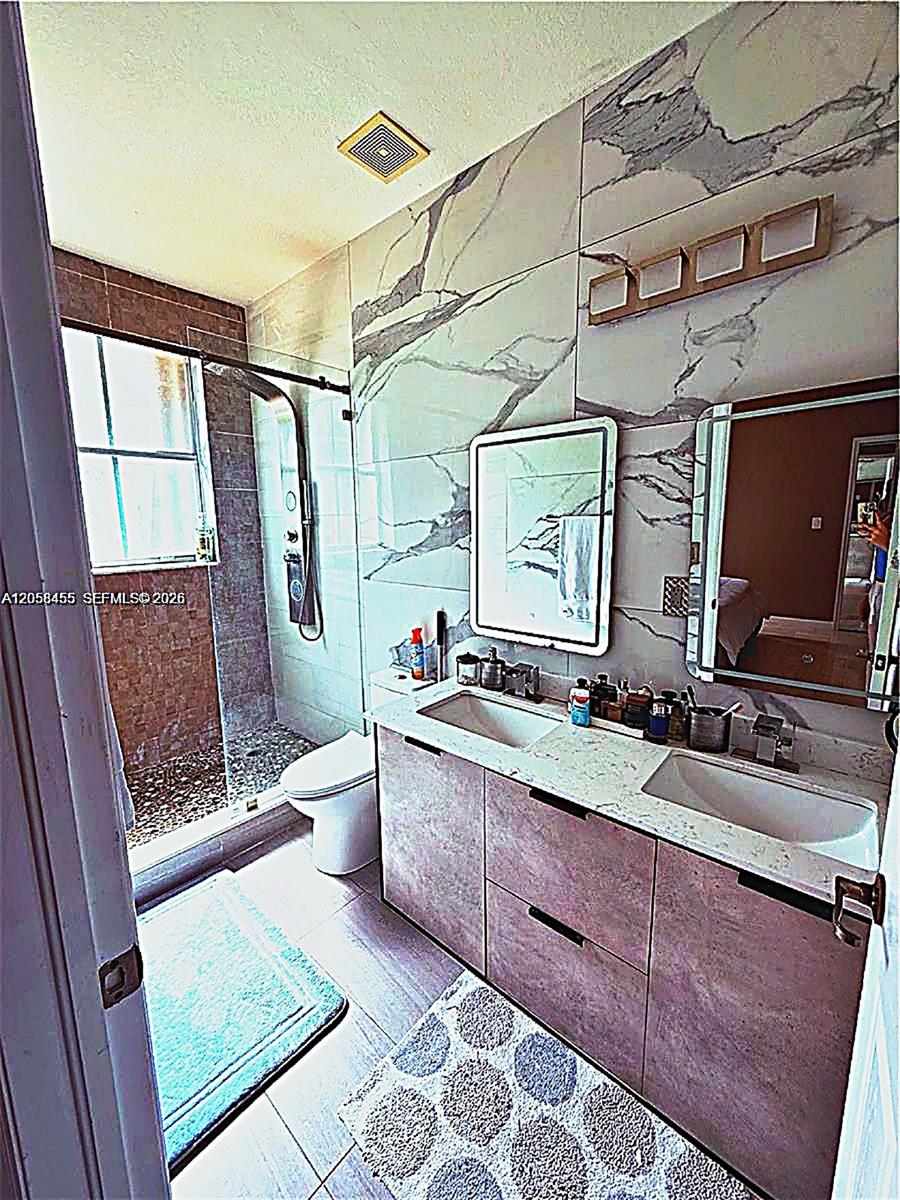 7950 Nw 108th Place Property Photo 20