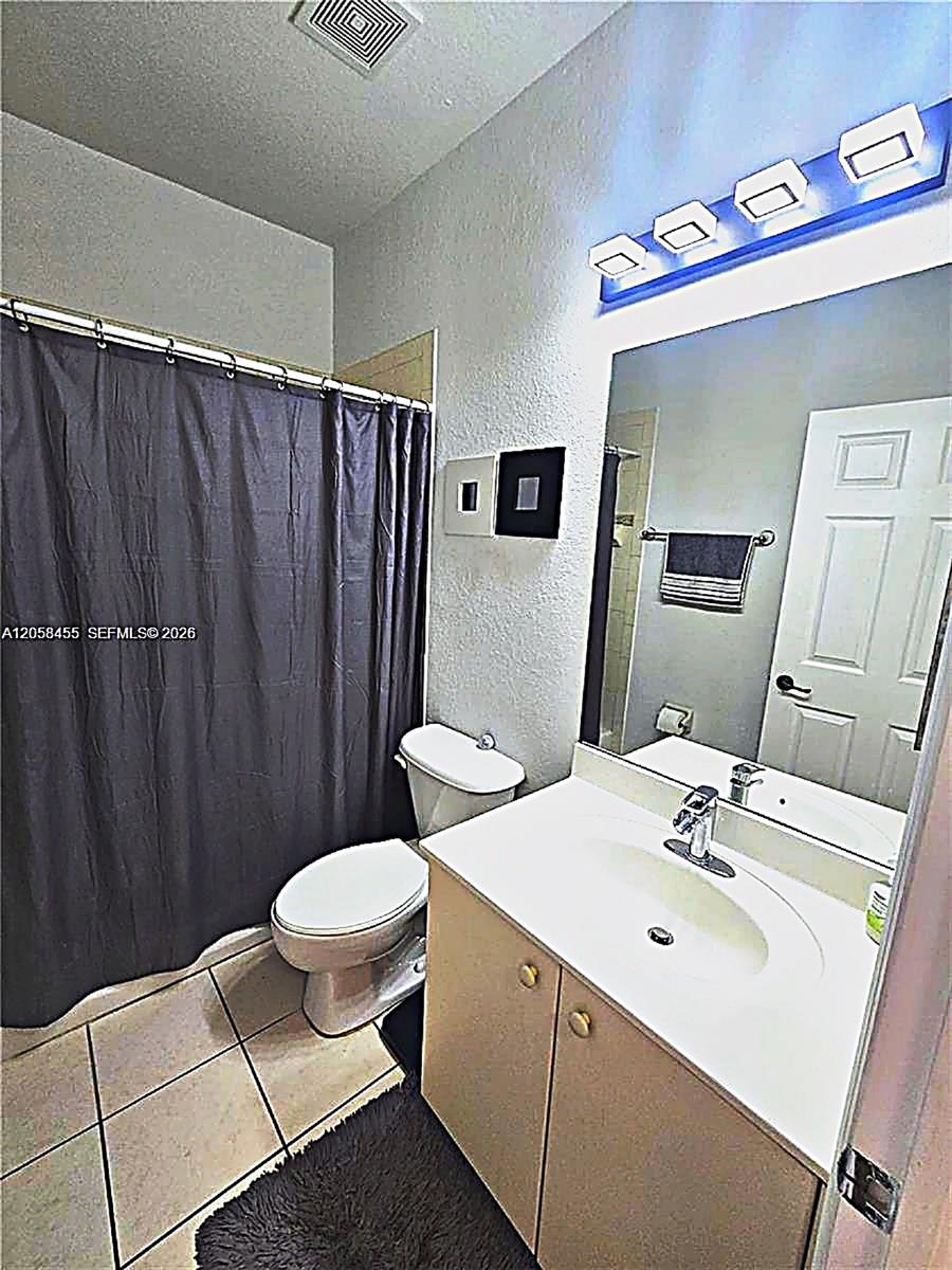 7950 Nw 108th Place Property Photo 21