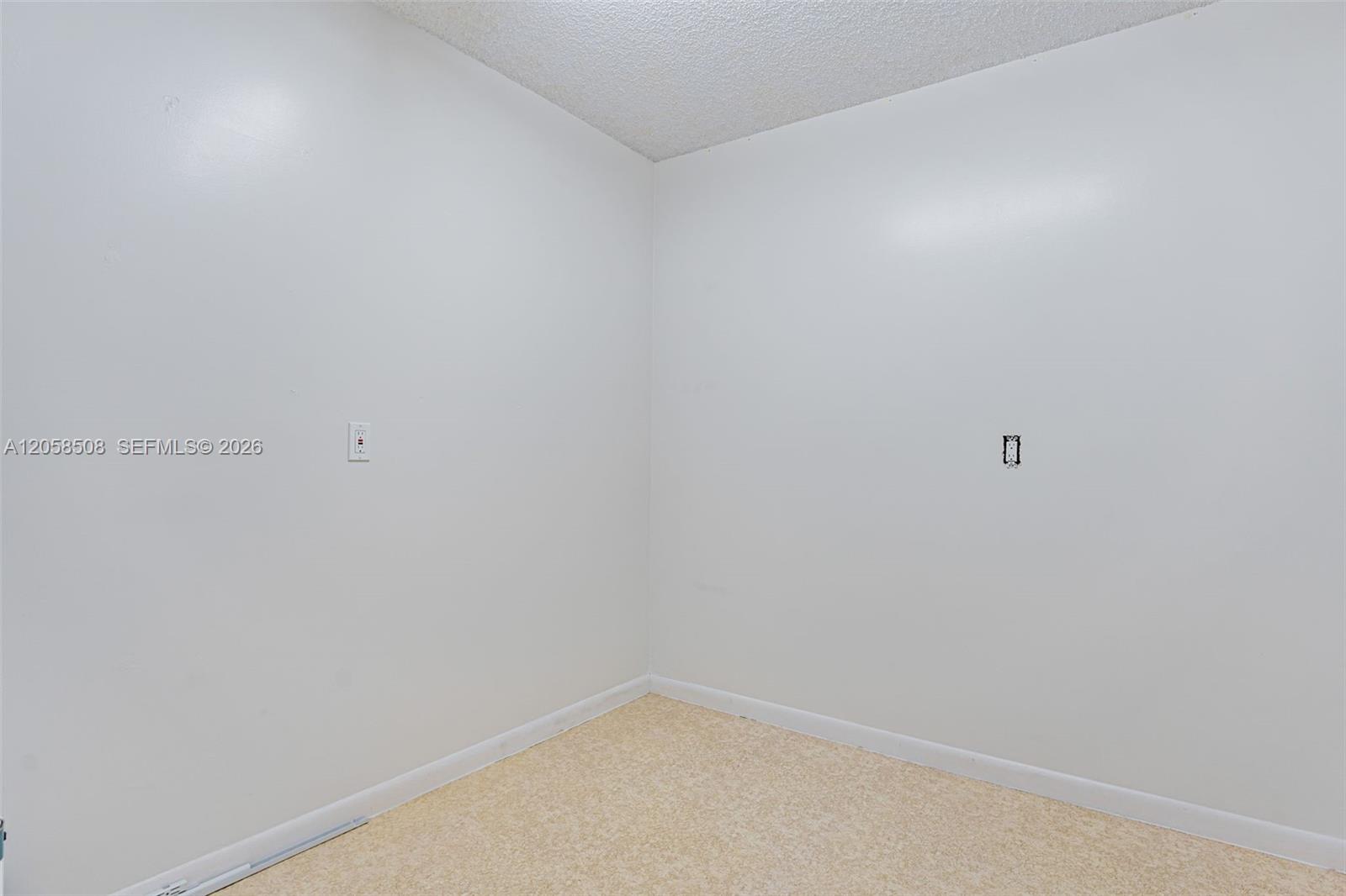 1719 Whitehall Drive 304 Property Photo 33