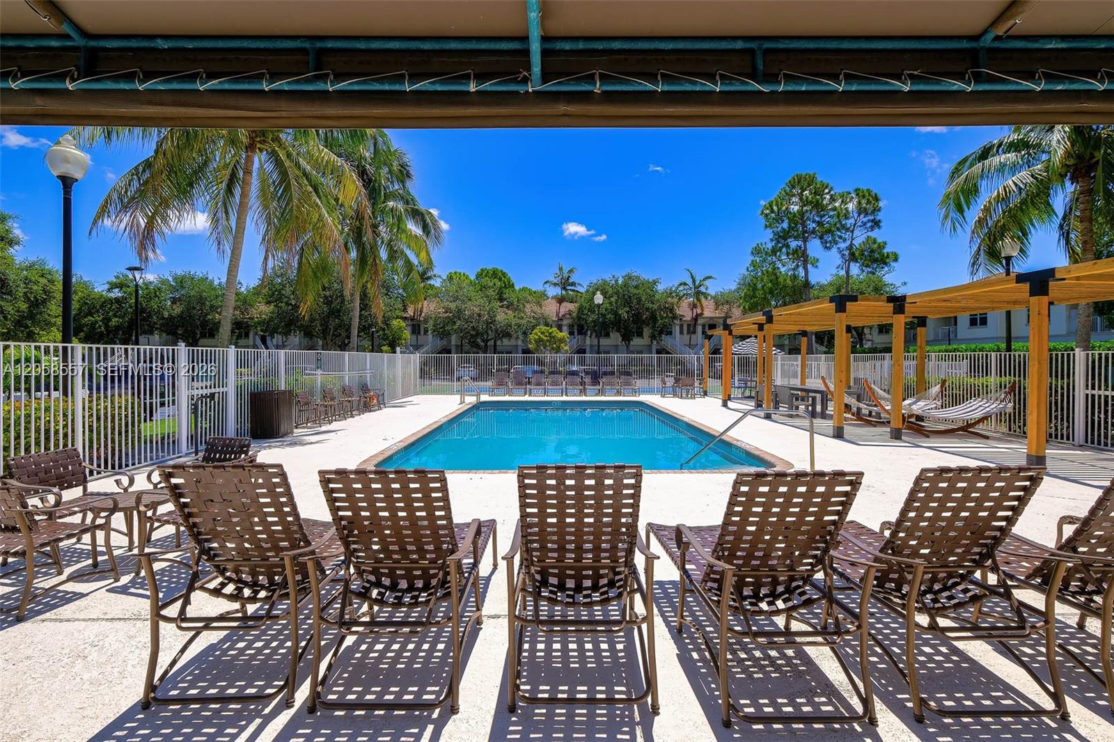 A12058557 Property Photo 18