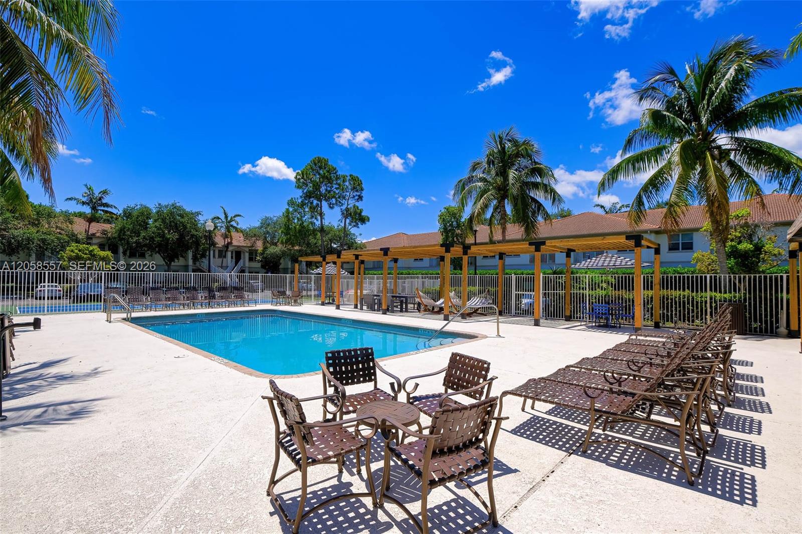 A12058557 Property Photo 19