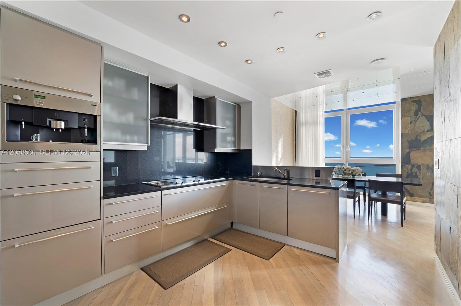 1331 Brickell Bay Drive Ph4605 Property Photo 6