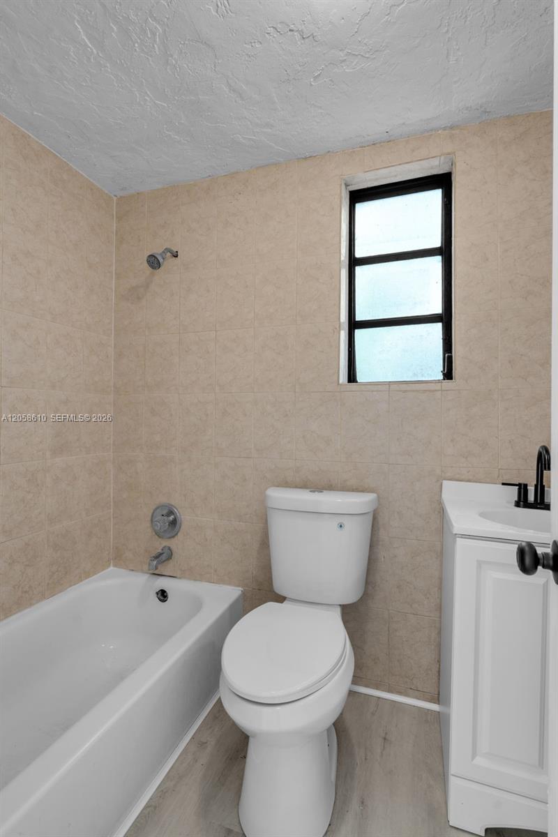 57 Nw 68th Street Property Photo 16