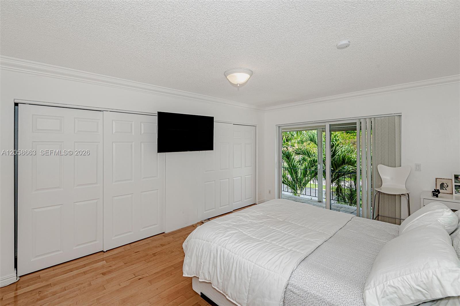 1413 N 15th Avenue 8 Property Photo 19