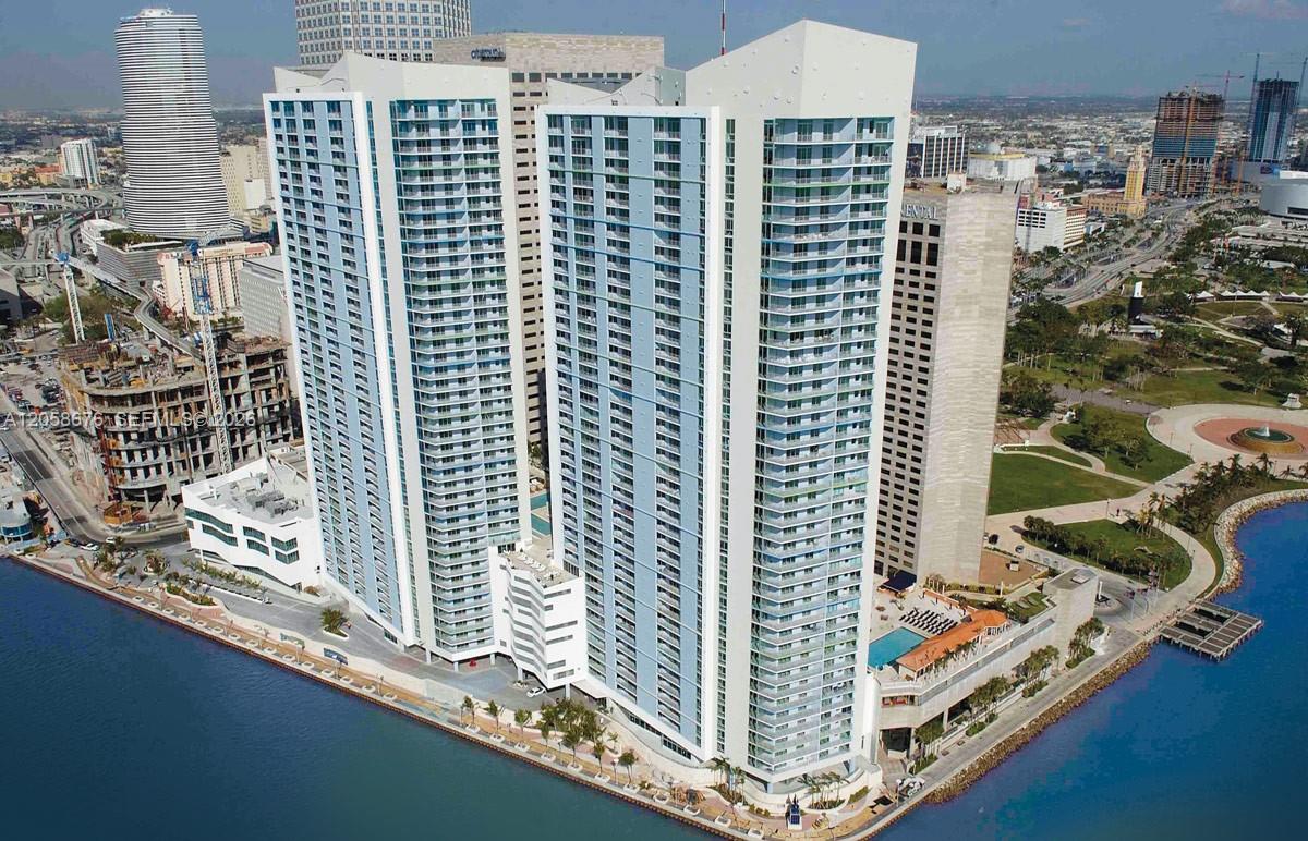 325 S Biscayne Boulevard 3314 Property Photo 1