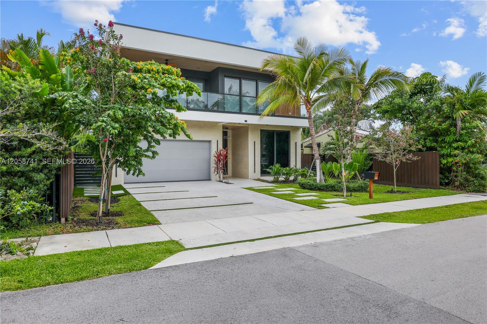 436 Ne 10th Avenue Property Photo 6