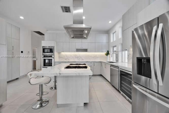 621 N Mashta Drive Property Photo 11
