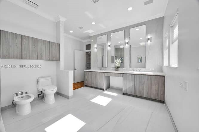 621 N Mashta Drive Property Photo 18