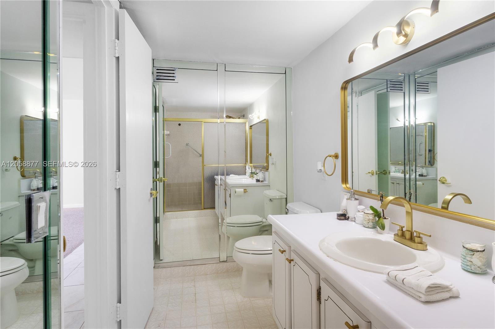 1849 S Ocean Drive 407 Property Photo 15