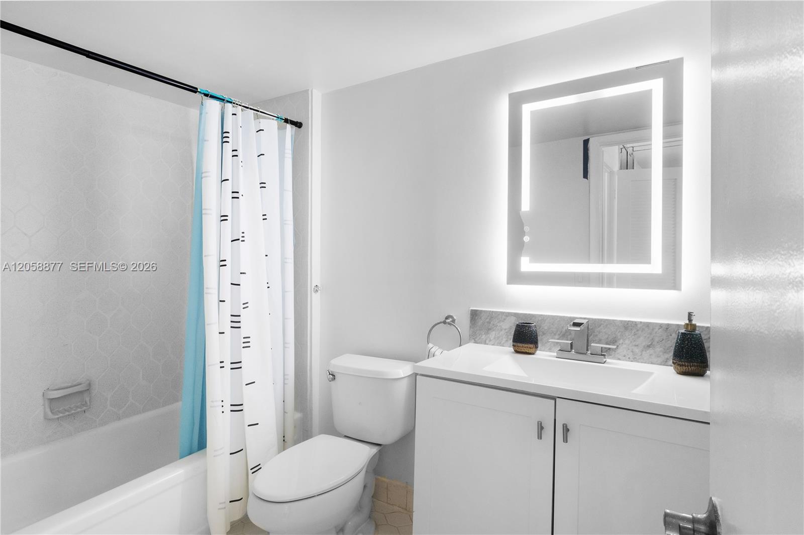 1849 S Ocean Drive 407 Property Photo 20