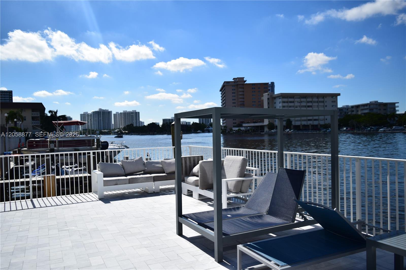 1849 S Ocean Drive 407 Property Photo 29