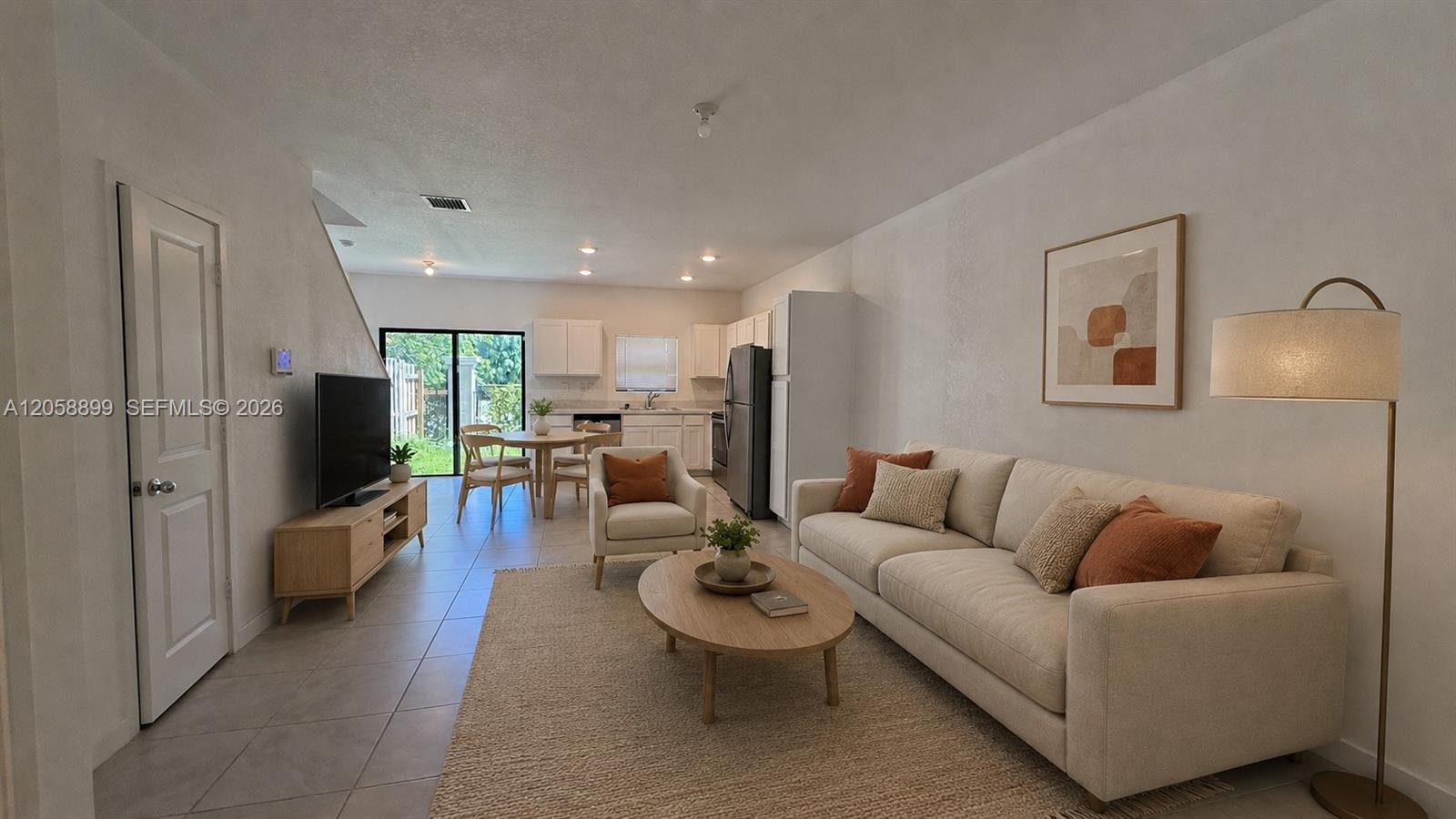 322 Ne 1st Drive Property Photo 1