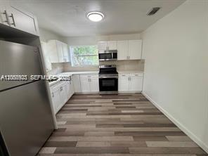 2813 Dewey Street 1 Property Photo 1