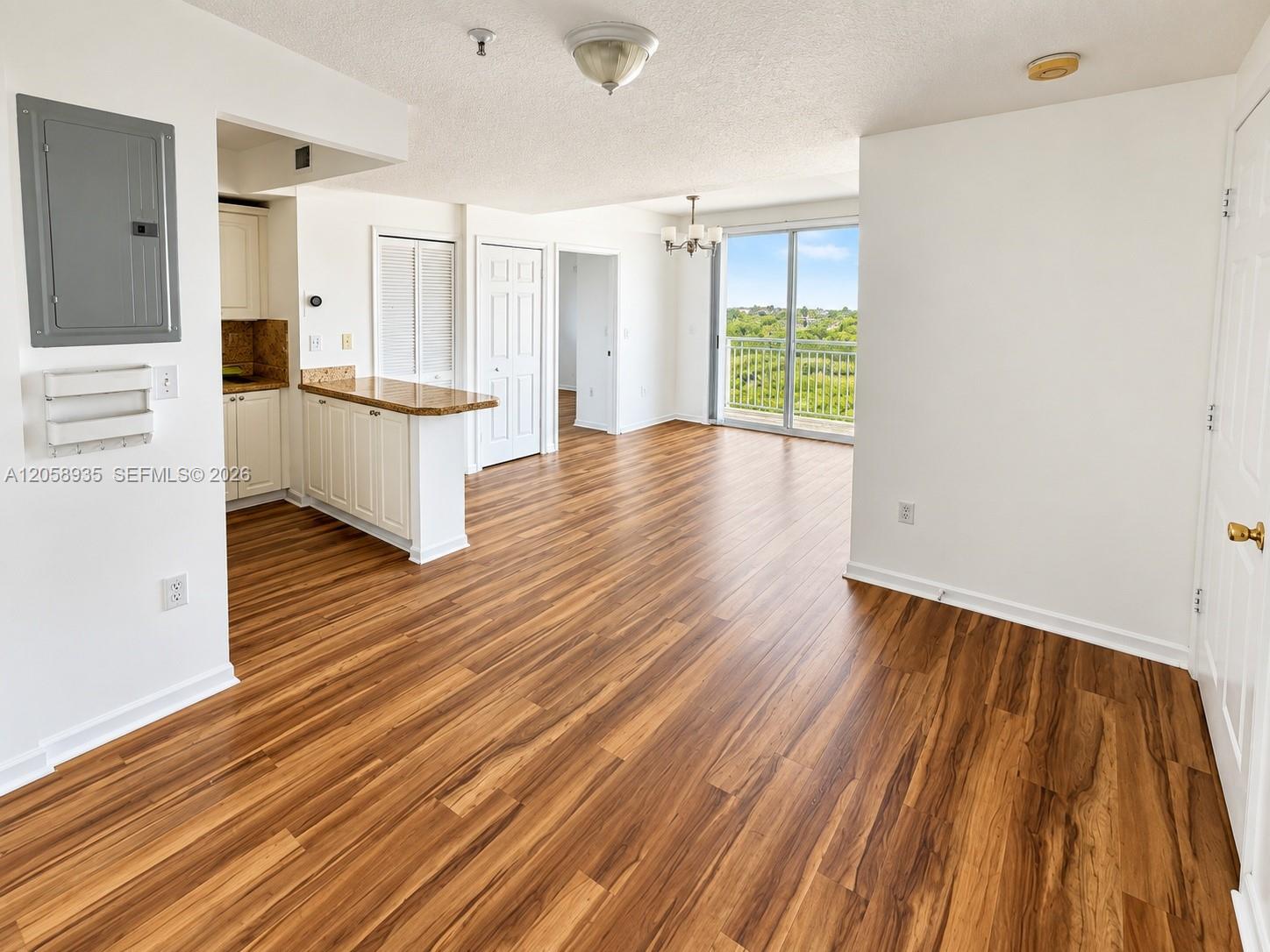 3500 Coral Way 907 Property Photo 17