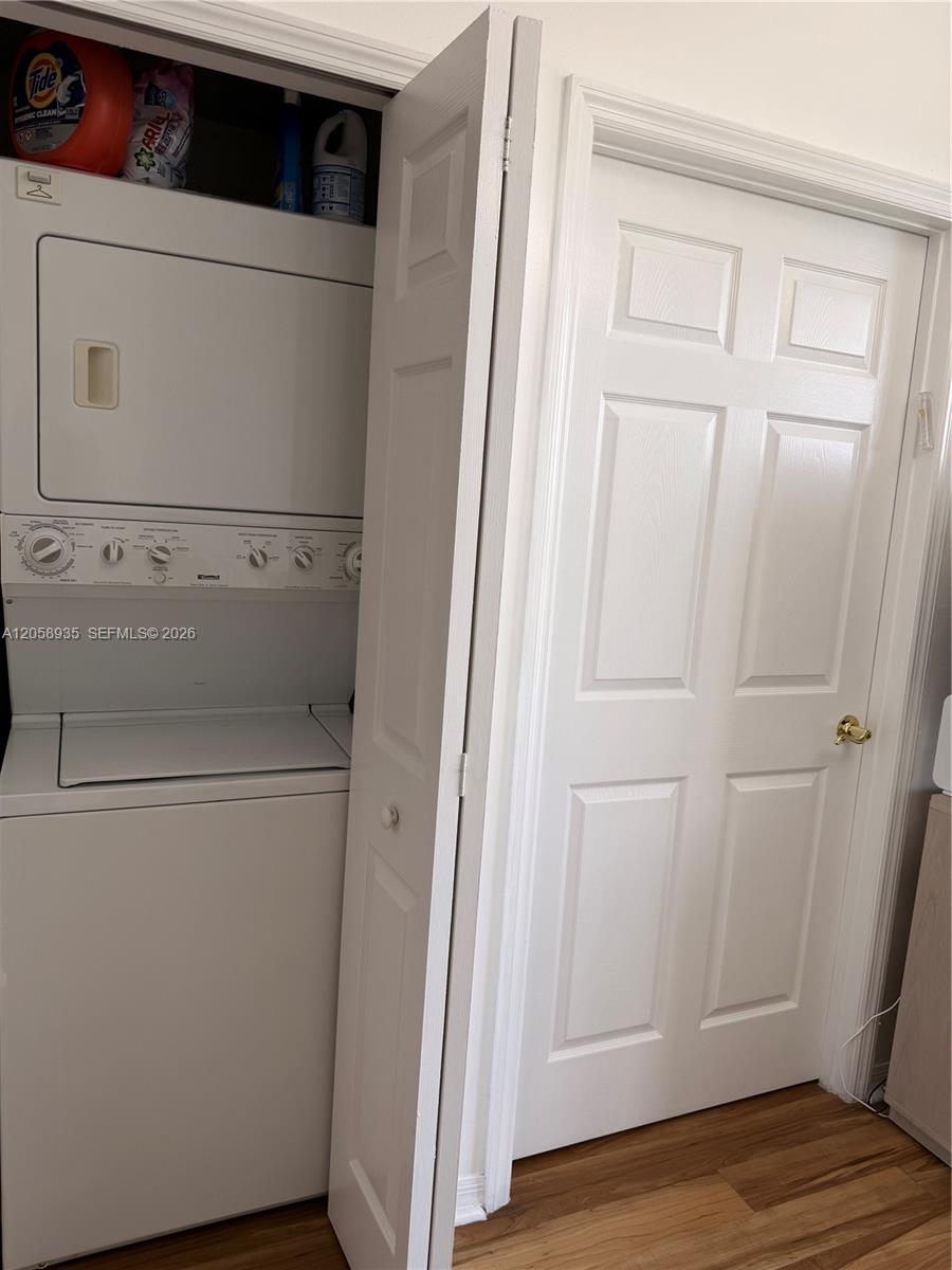 3500 Coral Way 907 Property Photo 18