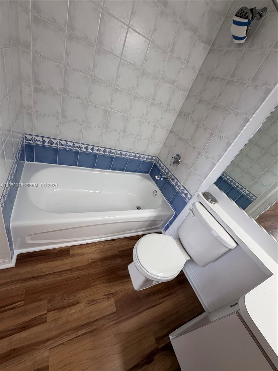 3500 Coral Way 907 Property Photo 23