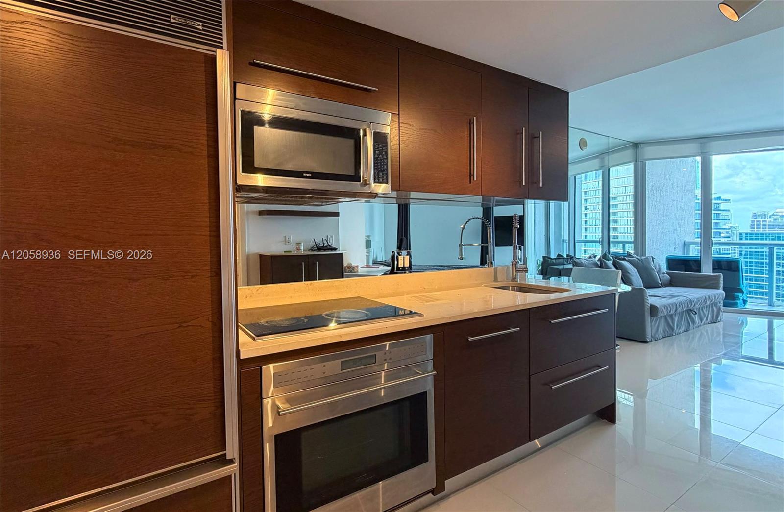 475 Brickell Avenue 5008 Property Photo 6