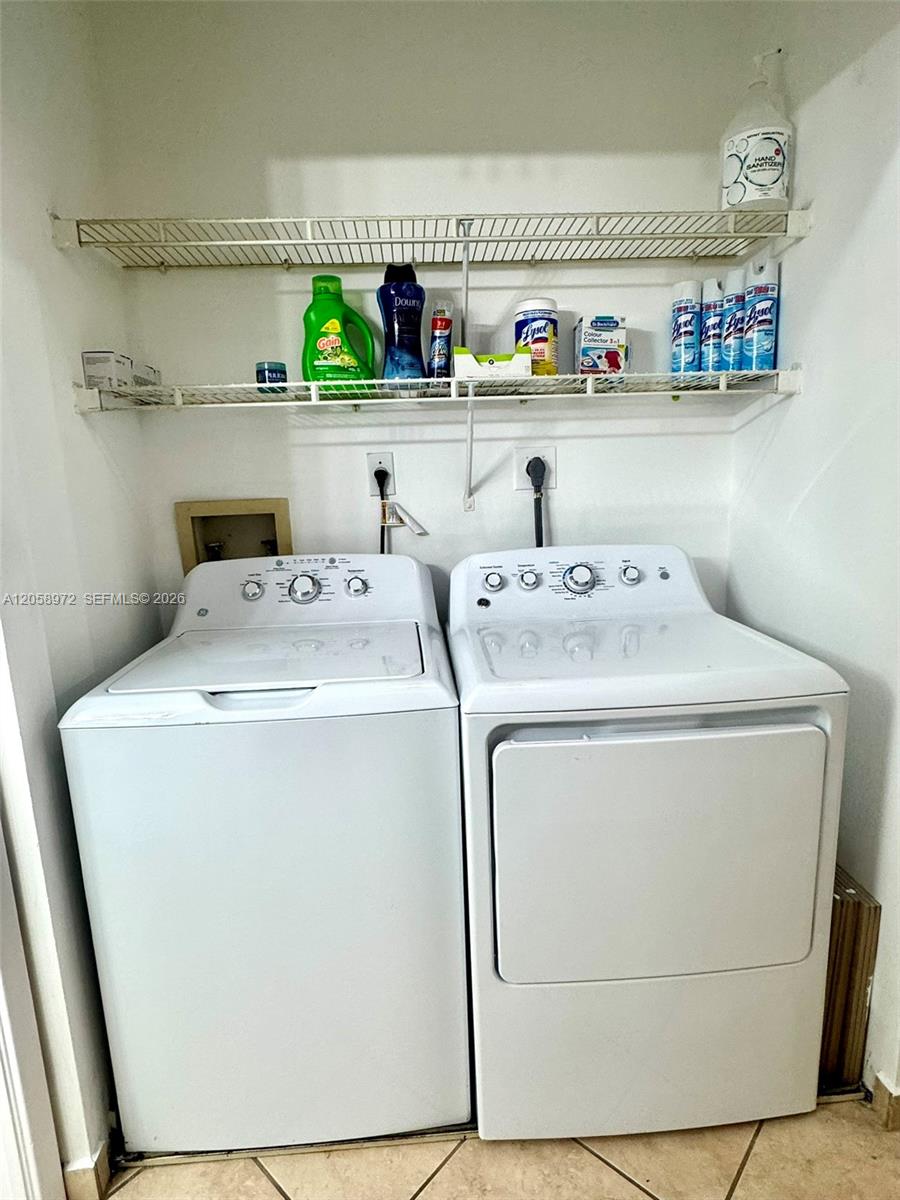 A12058972 Property Photo 14