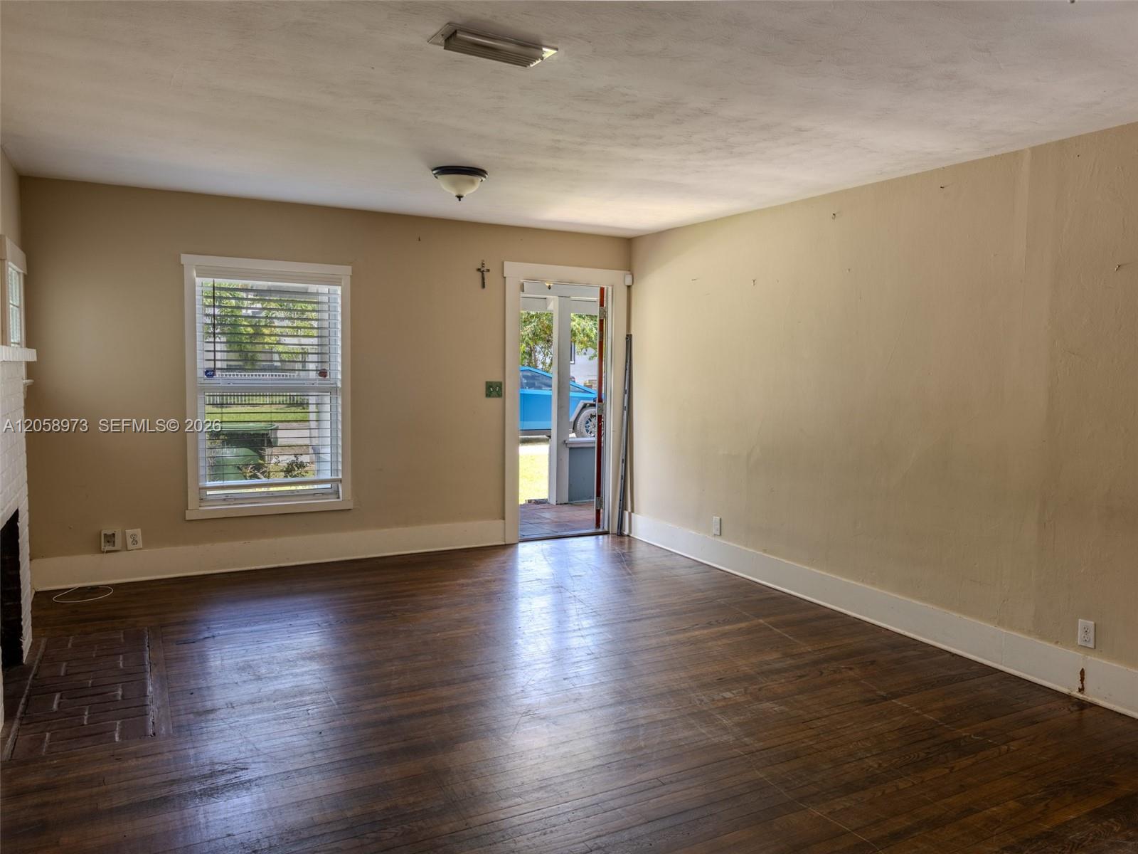520 Ne 129th Street Property Photo 3