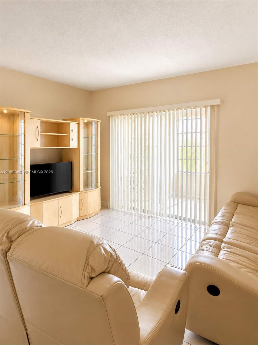 110 Royal Palm Road 208 Property Photo 4