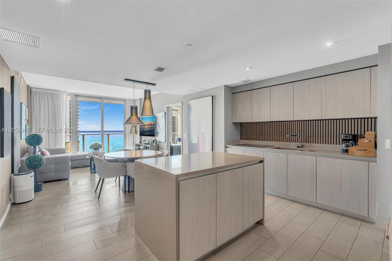 4010 S Ocean Drive R3305 Property Photo 1