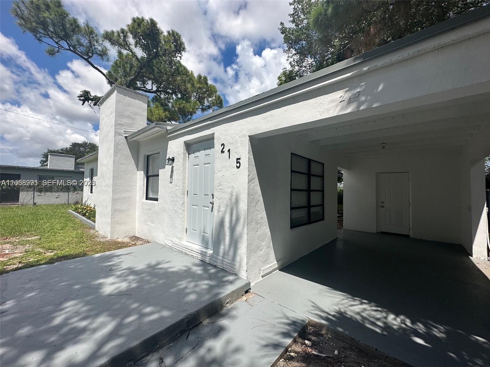 A12058991 Property Photo 2