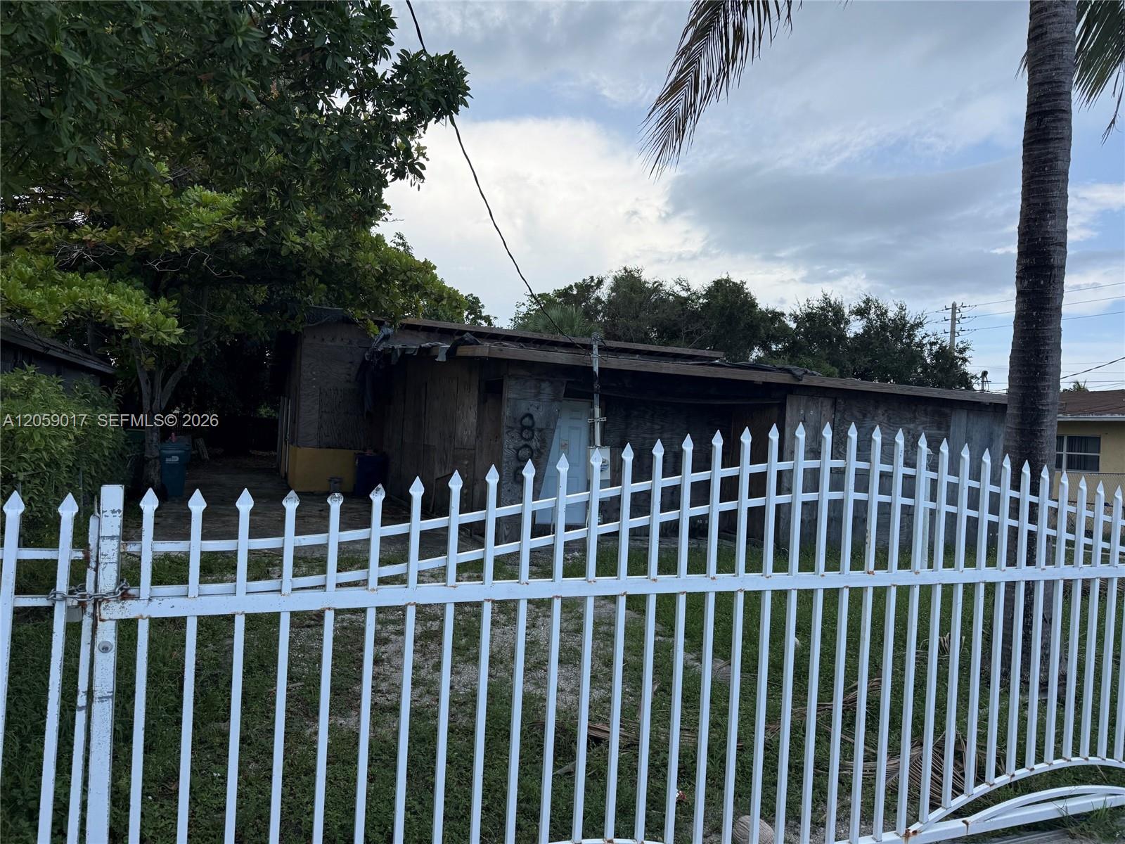 809 Nw 108th Street Property Photo 1