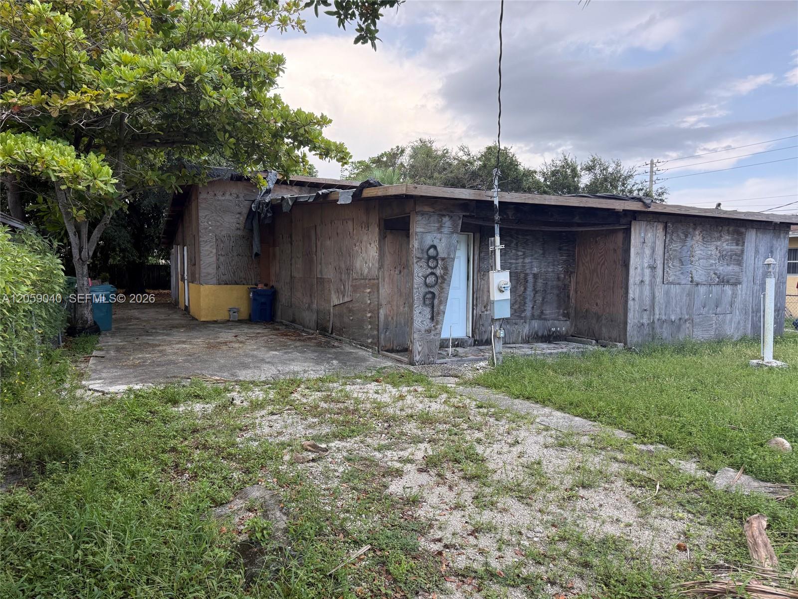 809 Nw 108th Street Property Photo 4