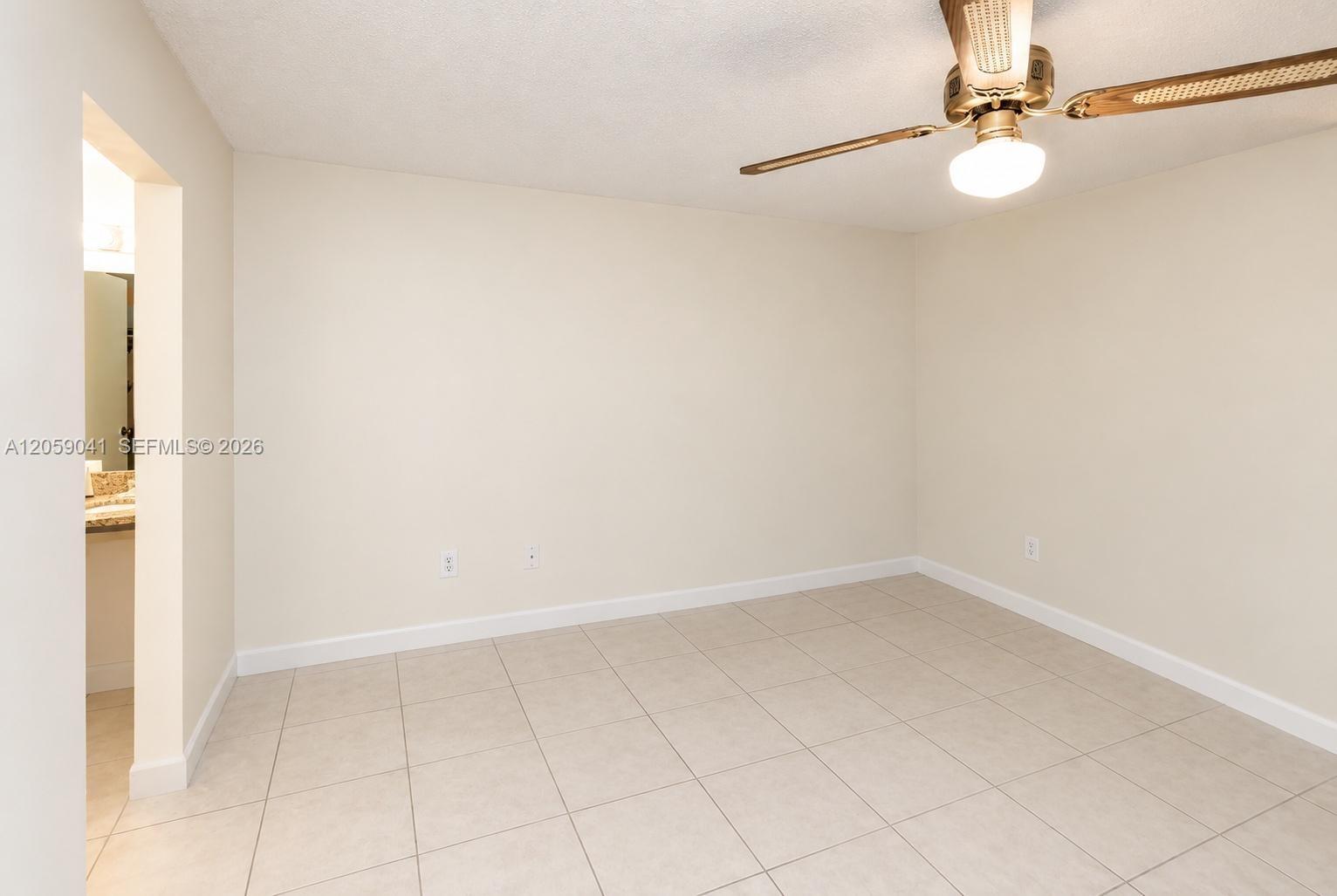 10425 Sw 112th Avenue 325 Property Photo 5
