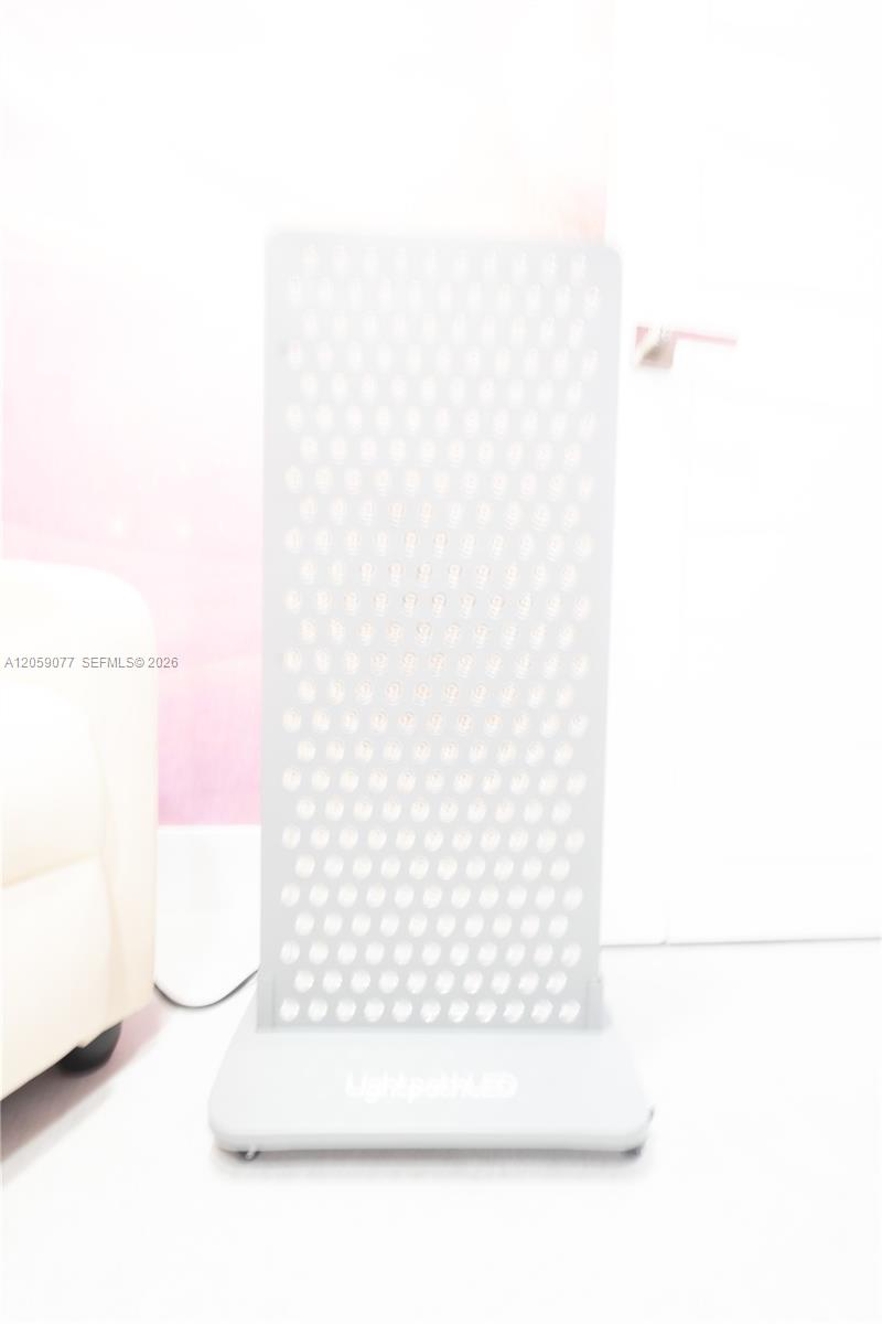 A12059077 Property Photo 12