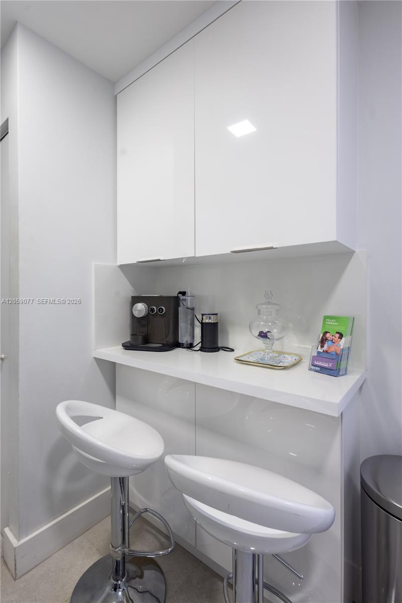 A12059077 Property Photo 32