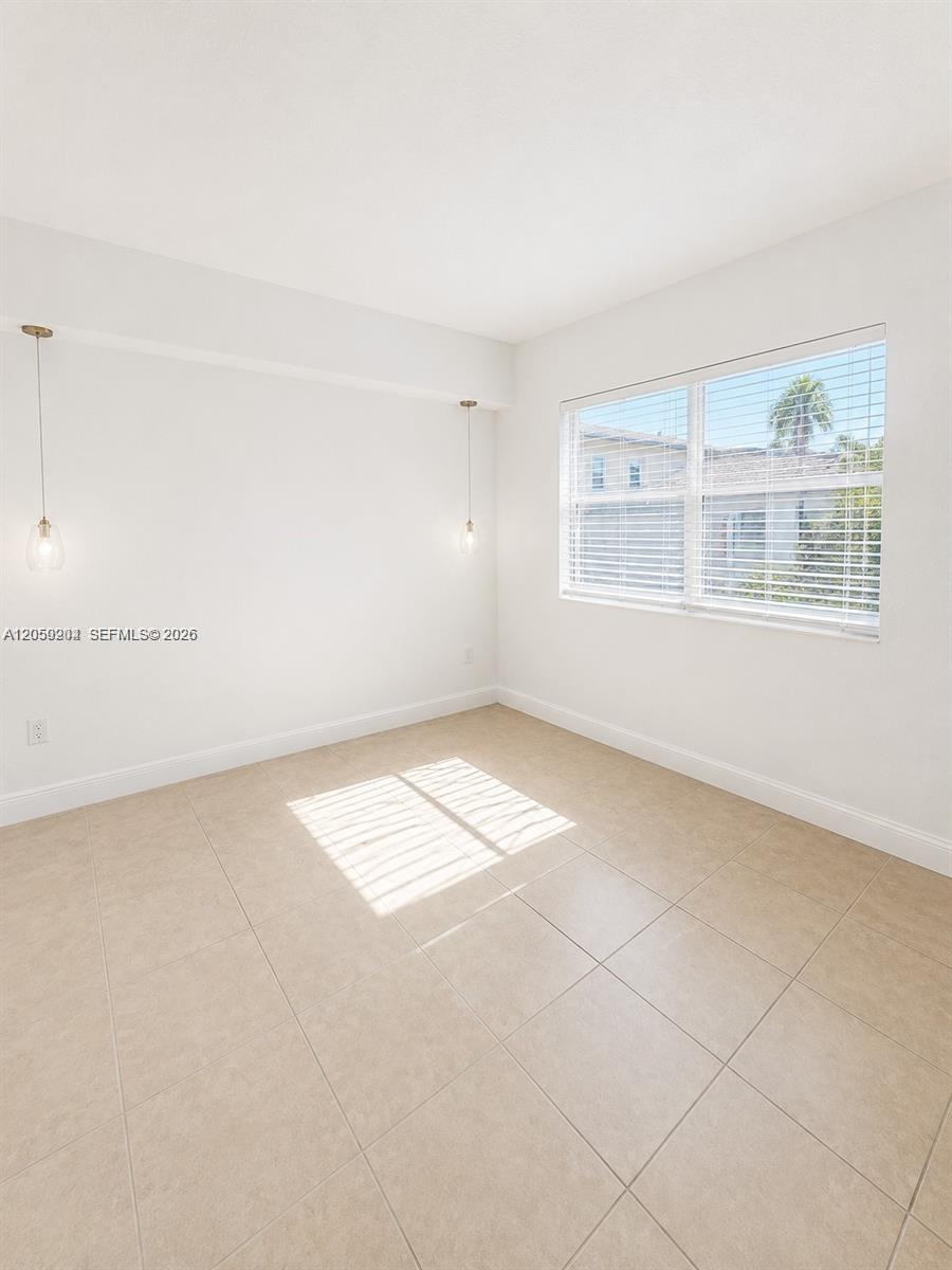 A12059204 Property Photo 2