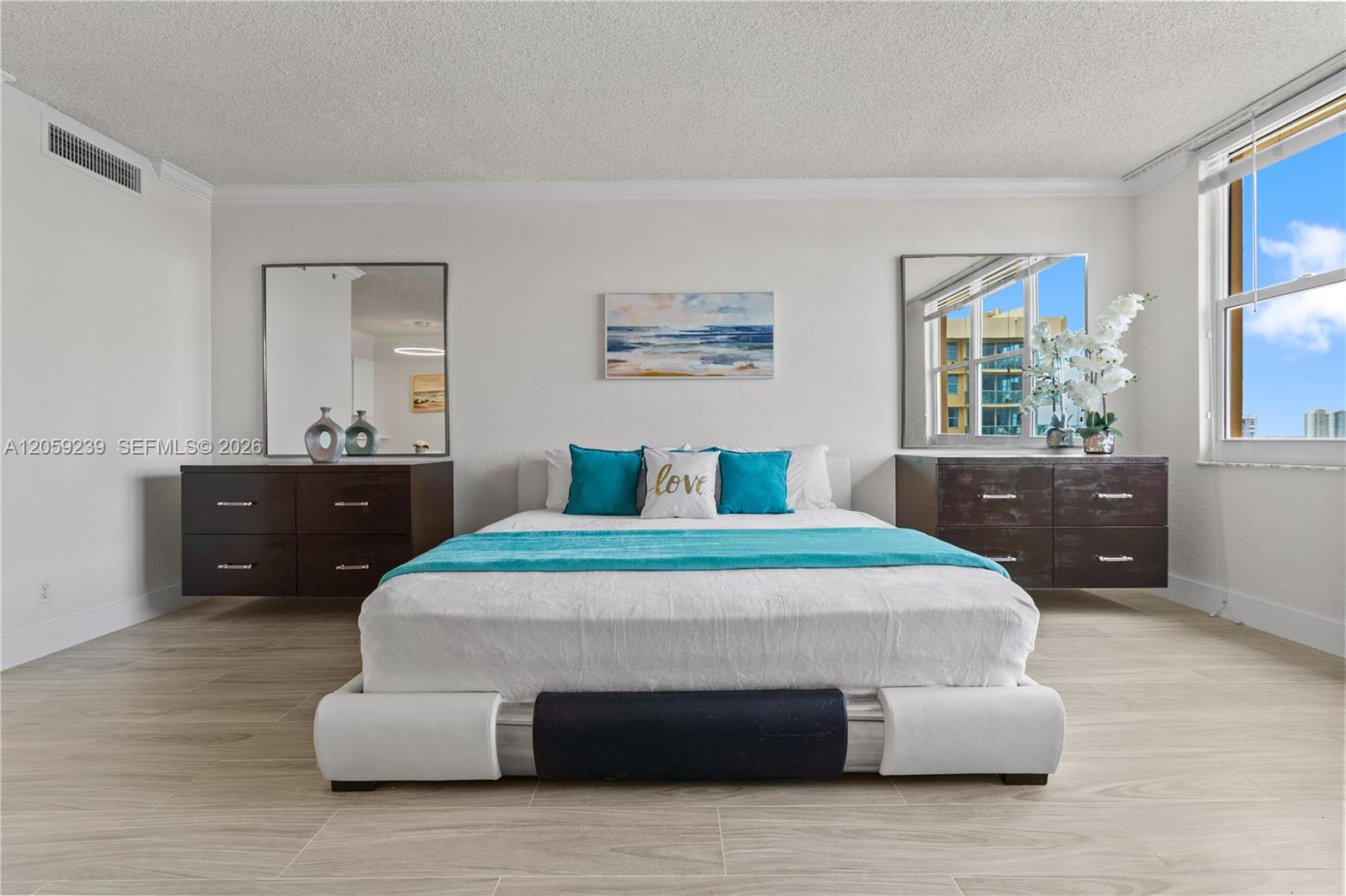 2501 S Ocean Drive 1527 Property Photo 10
