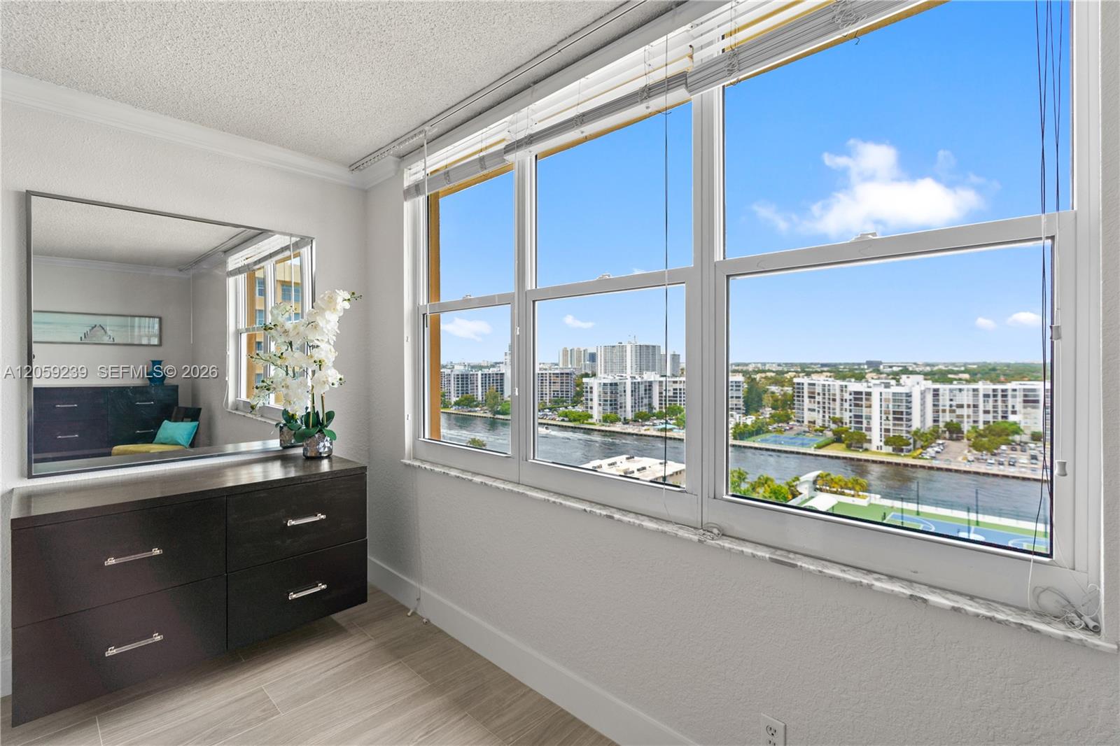 2501 S Ocean Drive 1527 Property Photo 19
