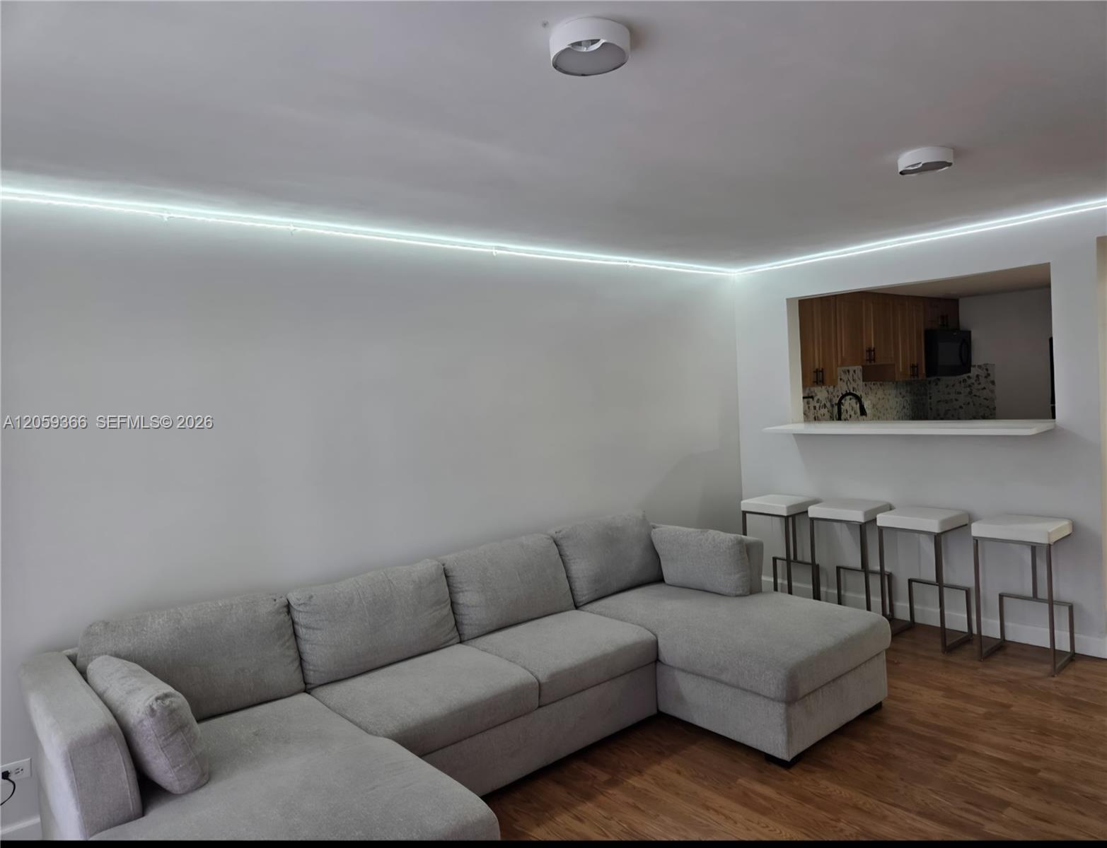 3750 Inverrary Drive 2b Property Photo 12