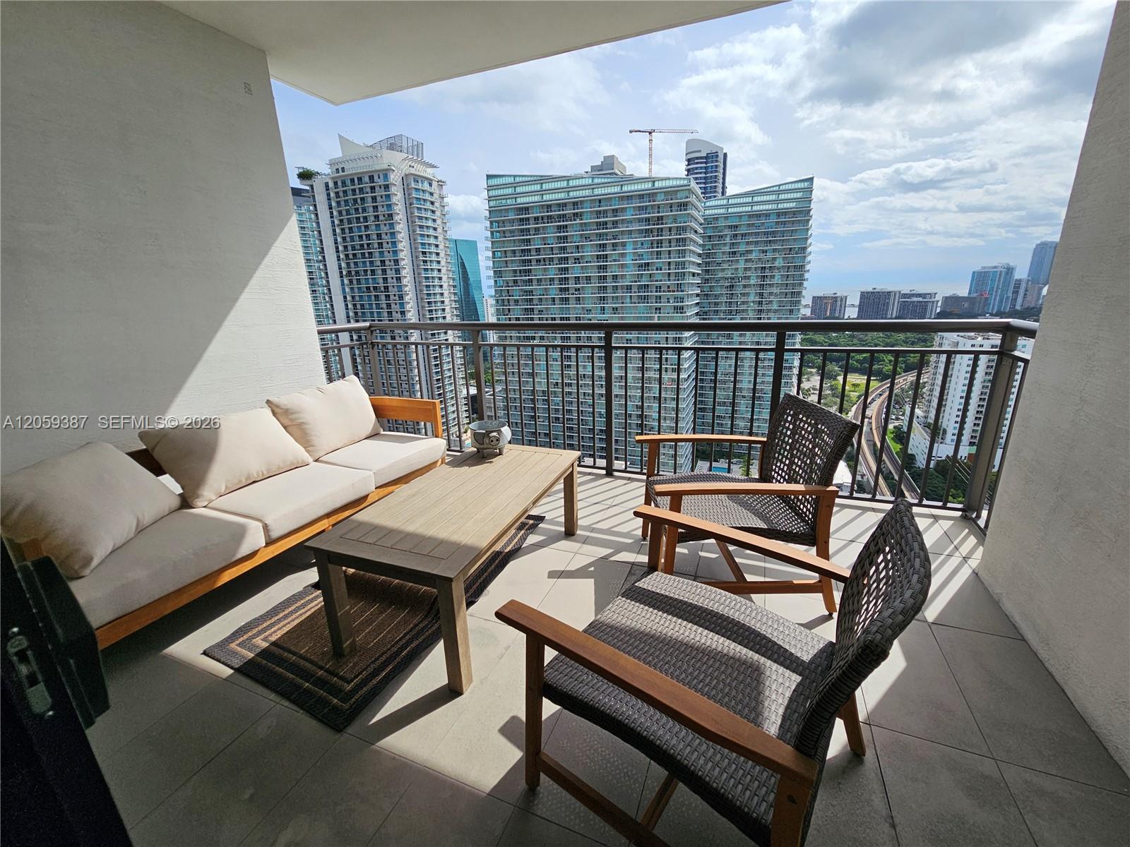 999 Sw 1st Avenue 3004 Property Photo 1