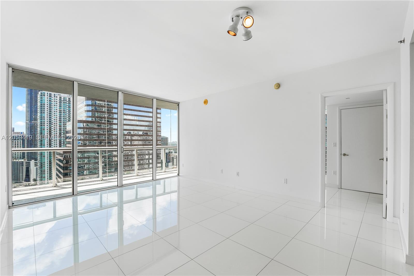 495 Brickell Avenue 3311 Property Photo 10