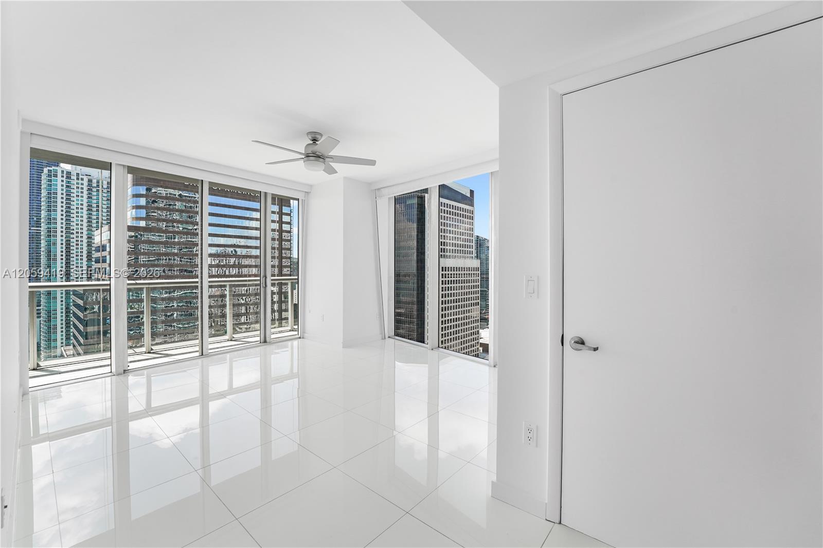 495 Brickell Avenue 3311 Property Photo 13