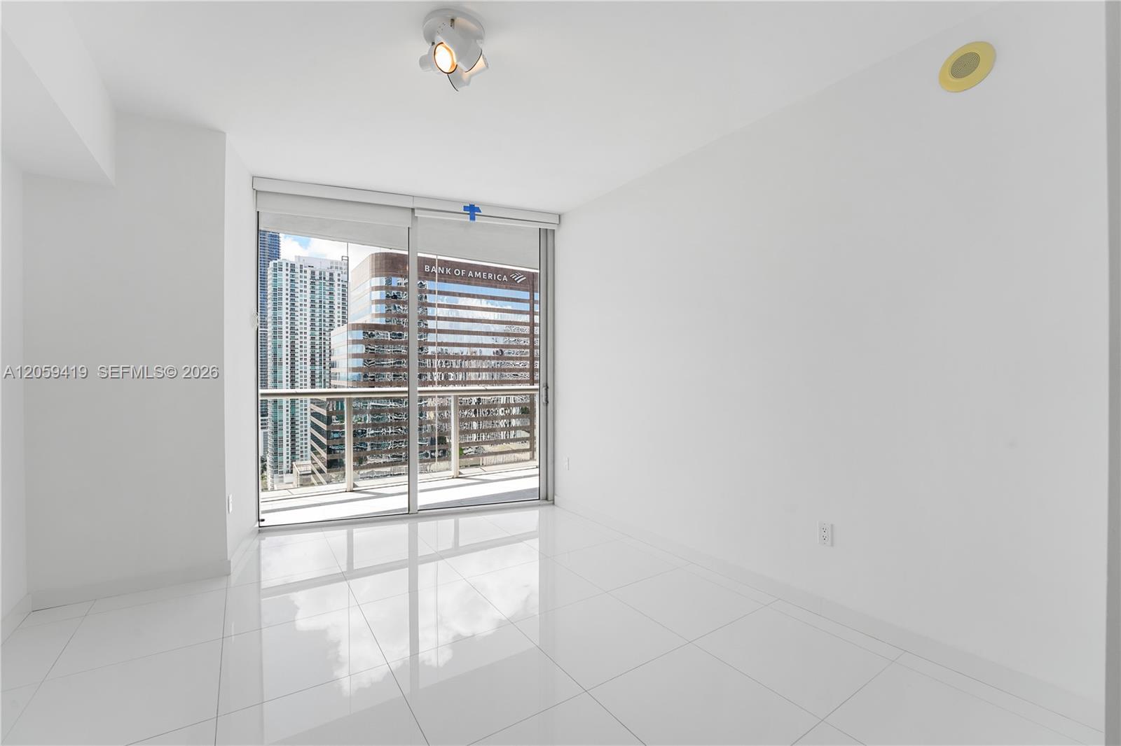 495 Brickell Avenue 3311 Property Photo 18
