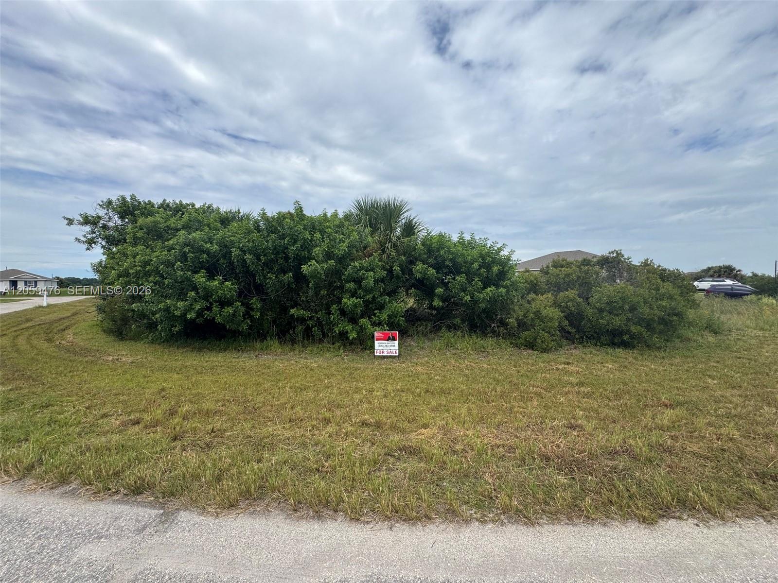 518 Ella Jean Place Property Photo 1
