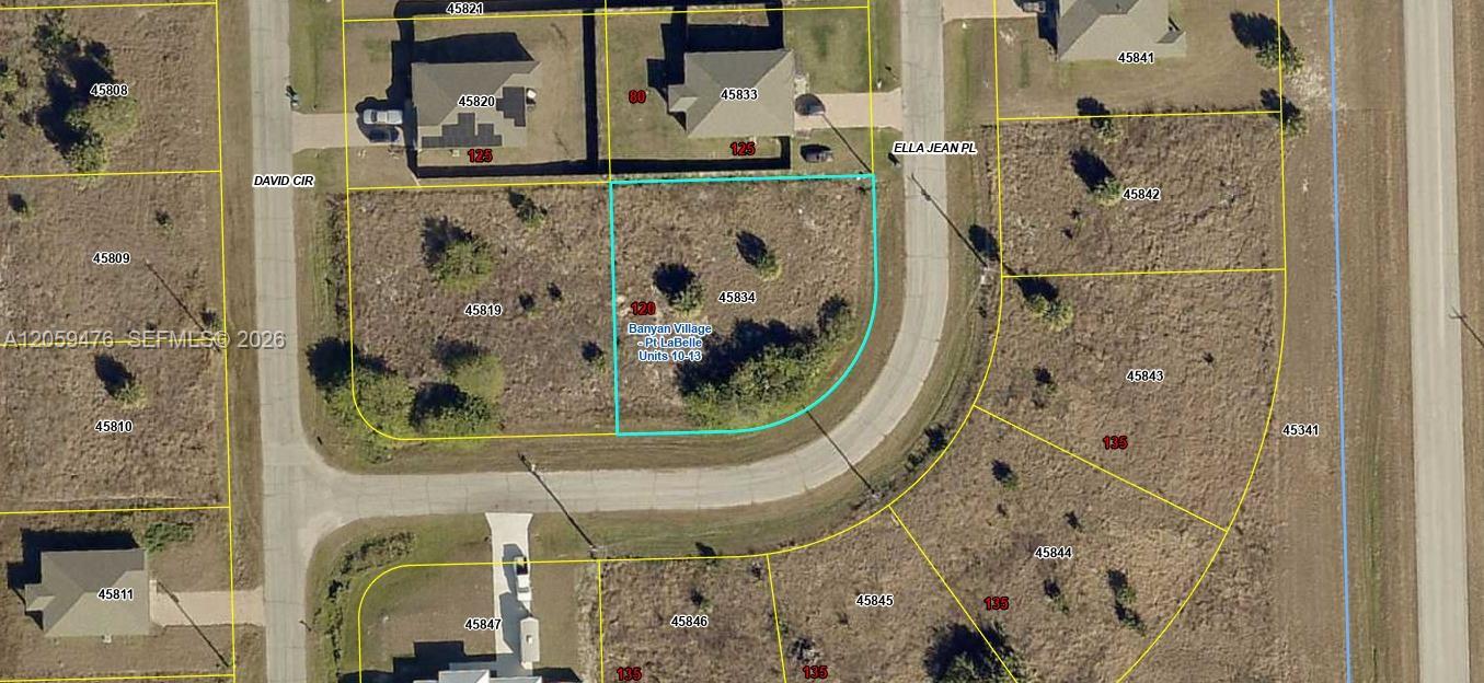 518 Ella Jean Place Property Photo 2