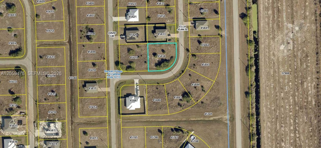 518 Ella Jean Place Property Photo 3
