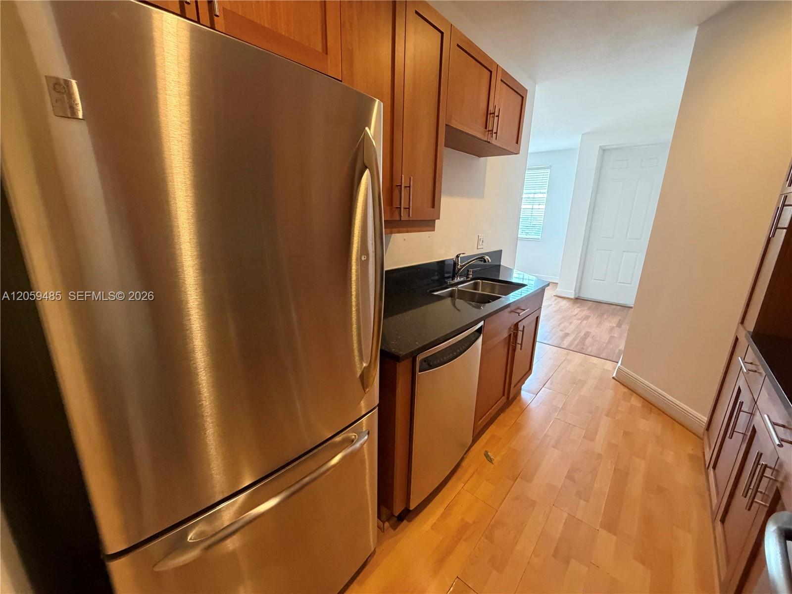 A12059485 Property Photo 29