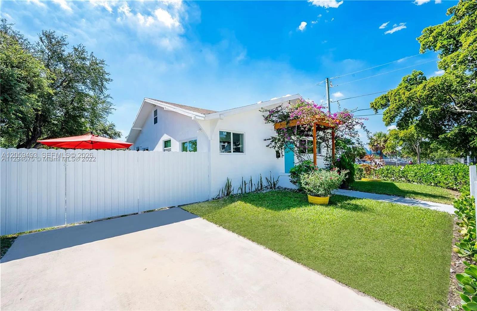 A12059493 Property Photo 2